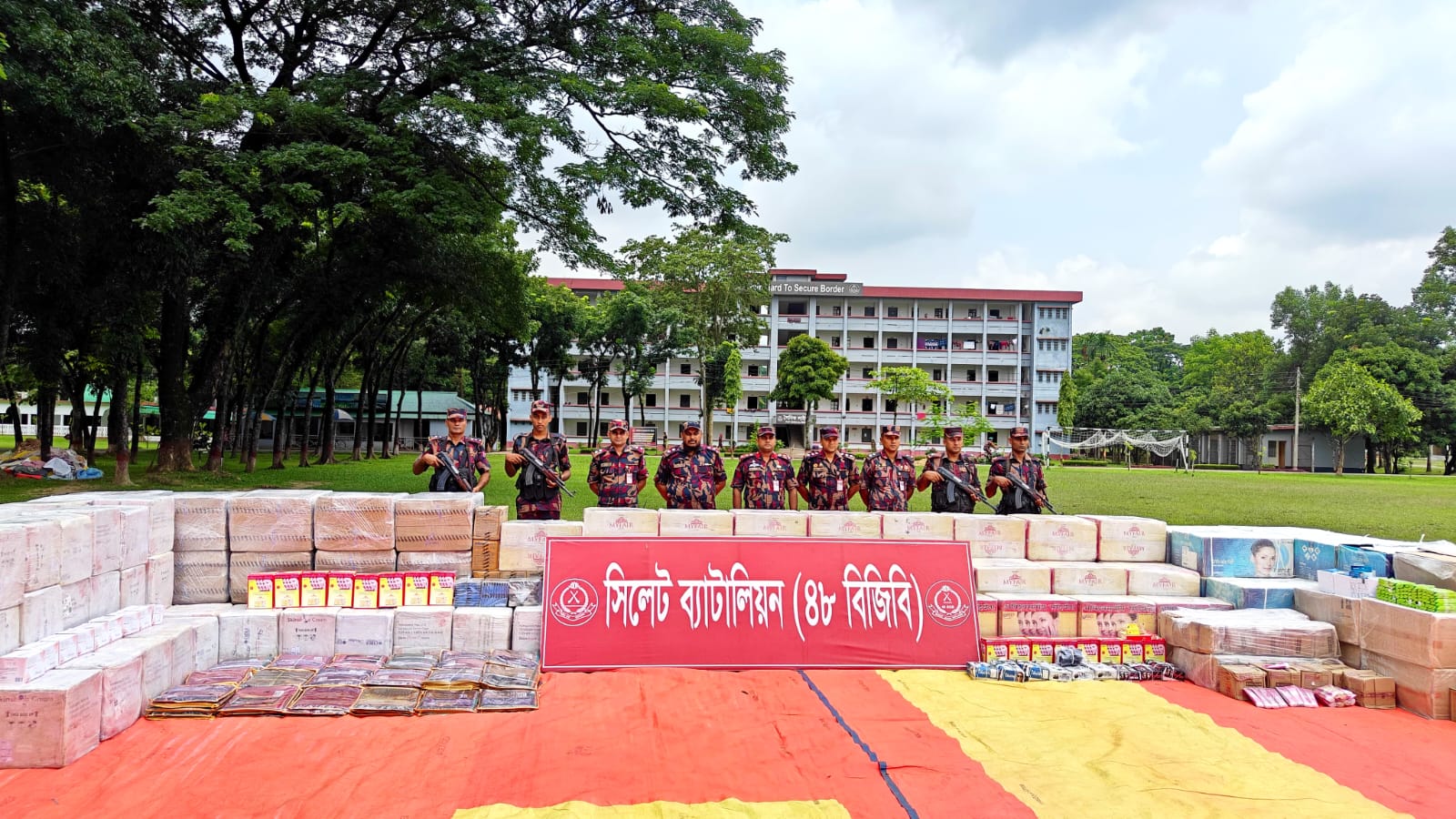 সিলেট সুনামগঞ্জে বিজিবির অভিযানে ৬ কোটি টাকার চোরাচালানপণ্য জব্দ