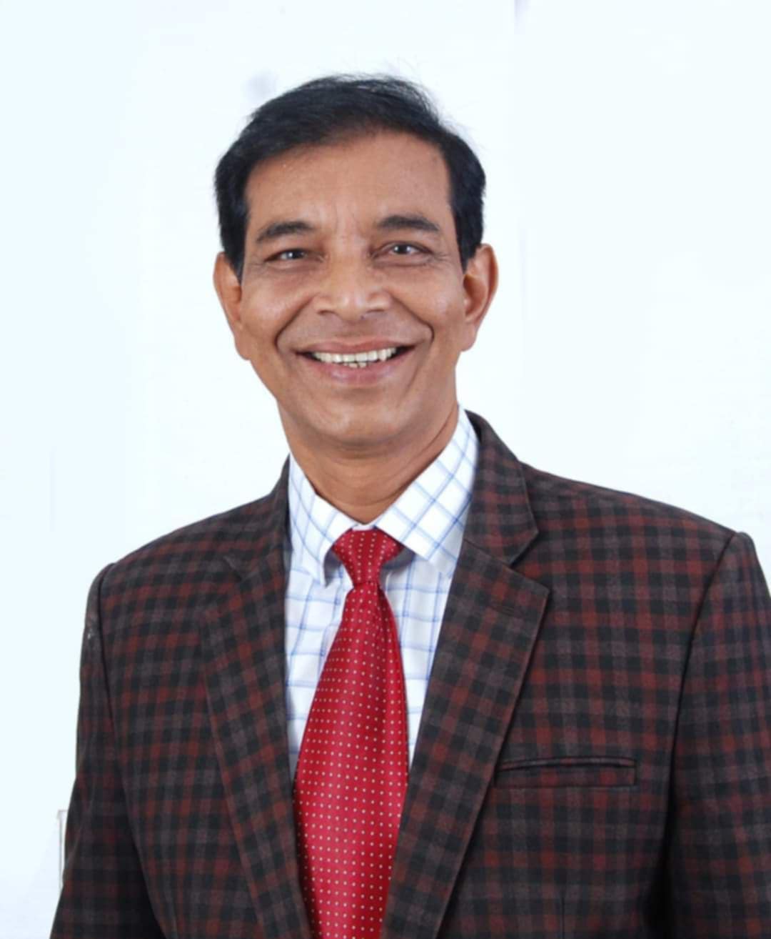 মানুষের সেবা করতে কোনো রাজনৈতিক পদবীর প্রয়োজন নেই •ঝিনুক দেব•