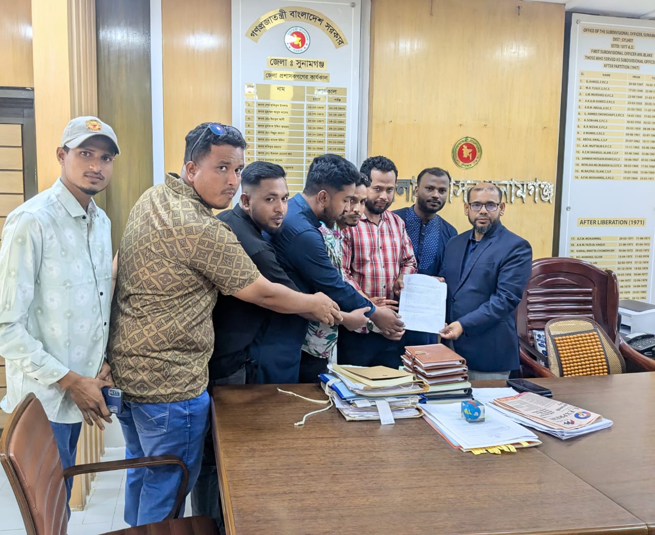 চণ্ডিডহর সেতু নির্মাণের দাবিতে তিন উপজেলার স্মারকলিপি প্রদান