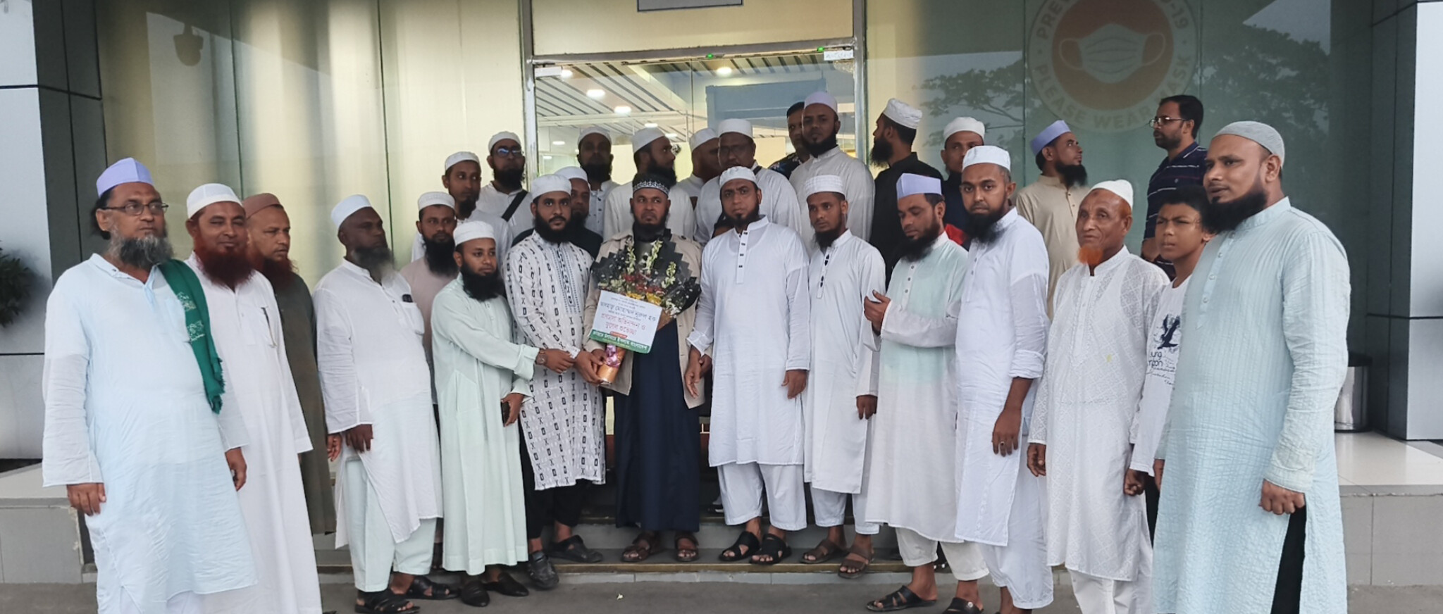 জমিয়ত নেতা আলহাজ্ব নূরুল হক-কে স্বদেশ আগমনে উষ্ণ সংবর্ধনা