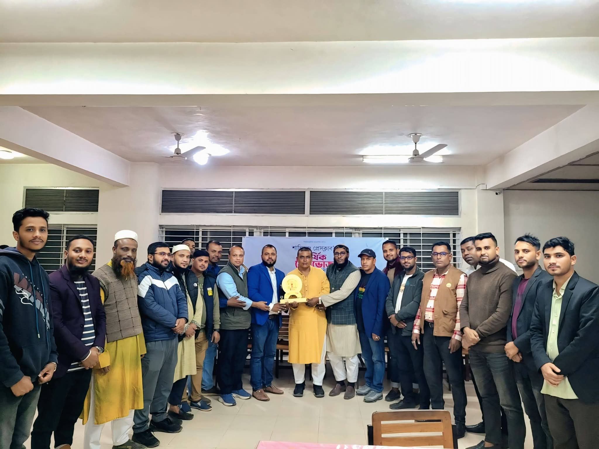 আনন্দঘন পরিবেশে শান্তিগঞ্জ প্রেসক্লাবের বার্ষিক নৈশভোজ অনুষ্ঠিত