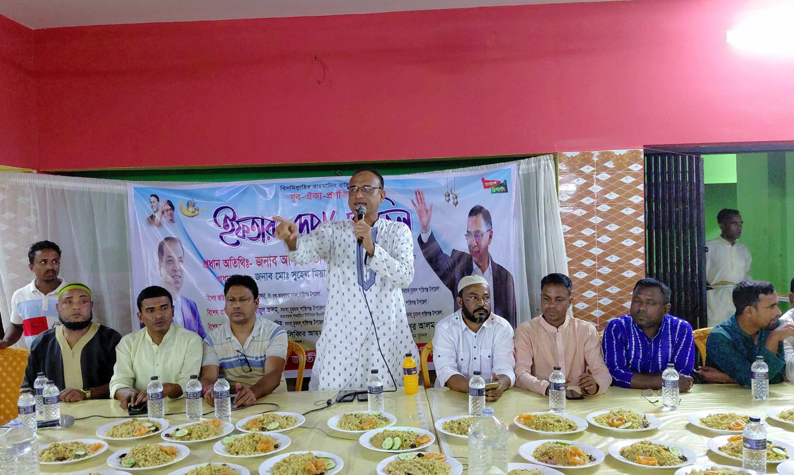 পাথারিয়া ইউনিয়ন যুবদলের উদ্যোগে ইফতার ও দোয়া মাহফিল