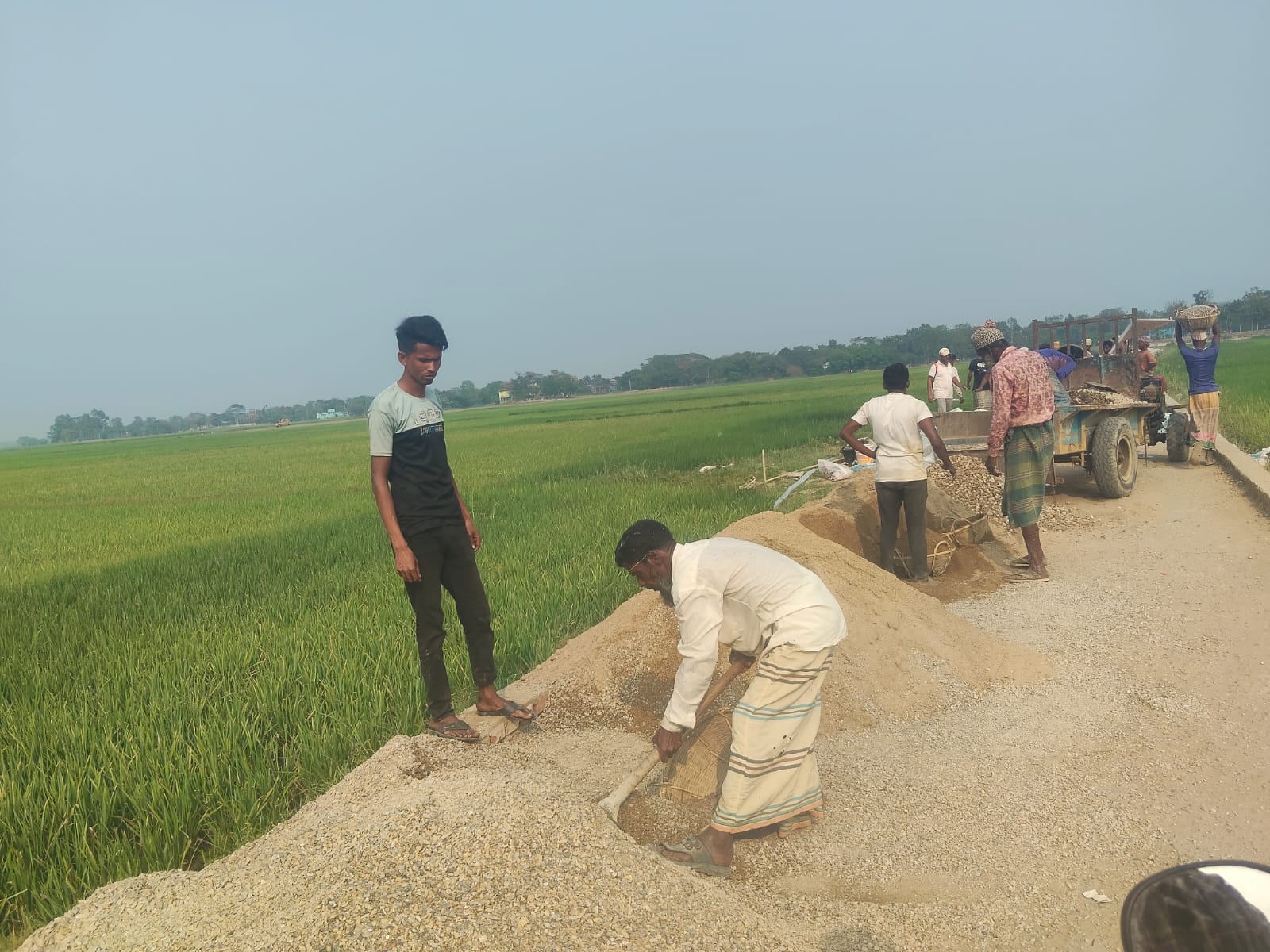 সংস্কারের প্রলেপে দুর্নীতির ক্ষত: জগদল-মাটিয়াপুর সড়কের টাকা যাচ্ছে কার পকেটে?