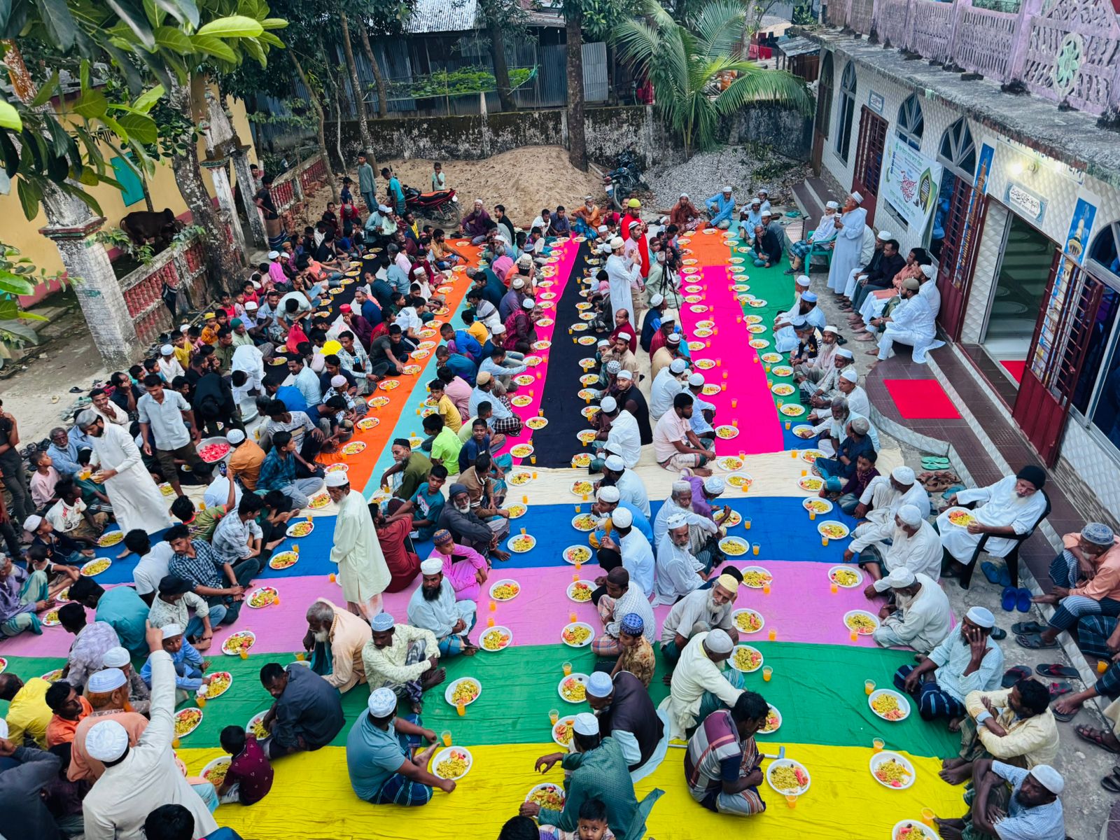 শান্তিগঞ্জে আল ইহসান সমাজ কল্যাণ পরিষদ শিমুলবাক এর উদ্যোগে তিন দিন ব্যাপী মসজিদ ভিত্তিক ইফতার ও দোয়া মাহফিল সম্পন্ন