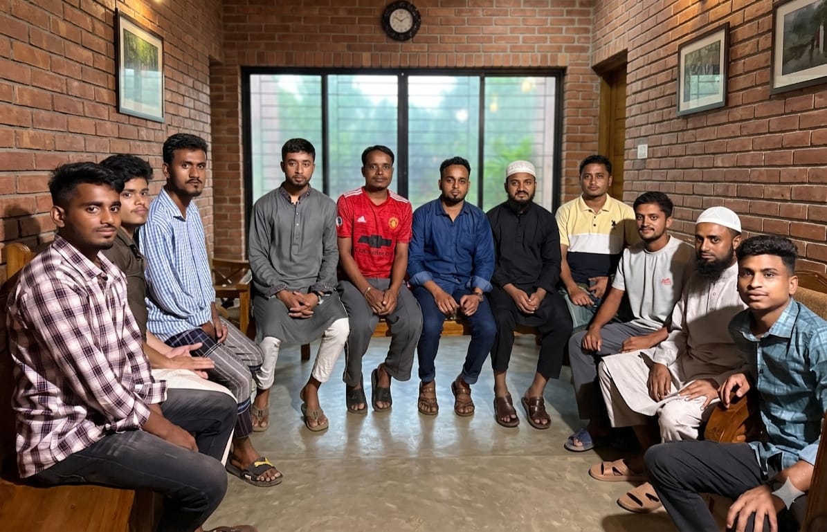 প্রবাসগামী শিব্বির আহমদকে সংবর্ধনা; লাজনাতুন নূছরা সমাজ কল্যাণ সংস্থার আন্তরিক আয়োজন