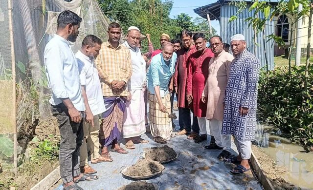 শান্তিগঞ্জের চন্দপুর গ্রামের সড়ক সংস্কার কাজের উদ্বোধন