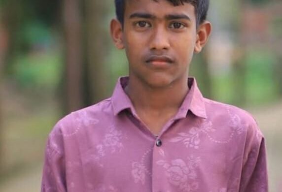 শান্তিগঞ্জে মারুফ নামের ১৩ বছরের কিশোর নিখোঁজ