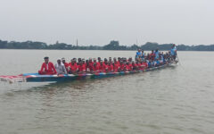 বৃষ্টি উপেক্ষা করে খাই হাওরে হাজারো মানুষের উল্লাস: বাইচ জিতে মোটরসাইকেল নিল ‘জাকিরের তরী’